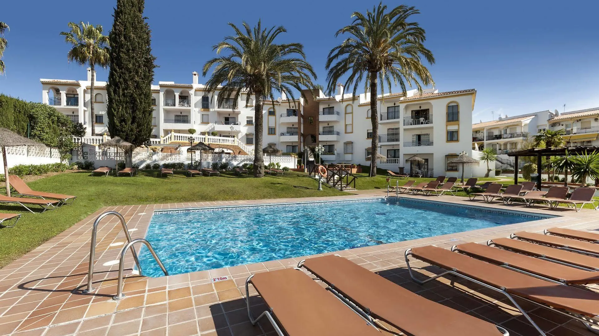 Apartahotel Crown Resorts Club La Riviera La Cala De Mijas